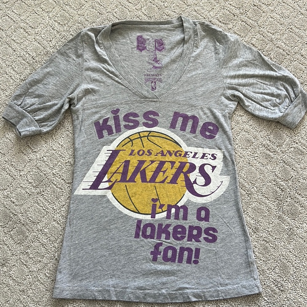 Kiss Me I’m A Lakers Fan Tee, size S